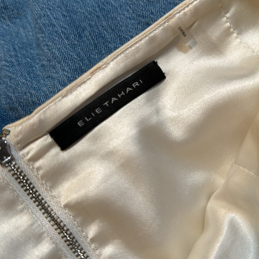 ELIE TAHARI Black and Yellow Abstract Mini Skirt. Size 6 - Picture 6 of 14